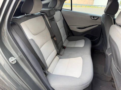 2020 Hyundai Ioniq Plug-in Hybrid SE