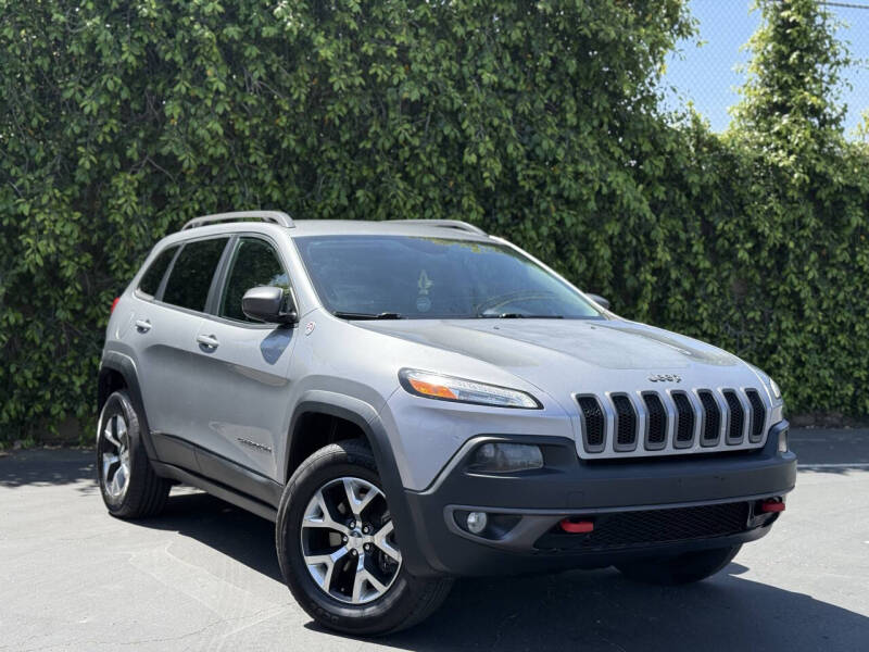 Used 2016 Jeep Cherokee Trailhawk with VIN 1C4PJMBS5GW251086 for sale in Sacramento, CA