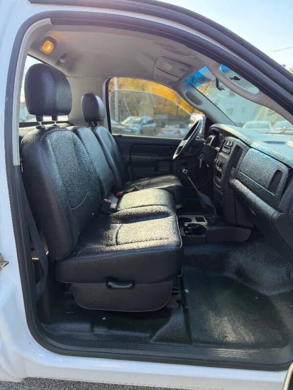 2005 Dodge Ram 1500 ST