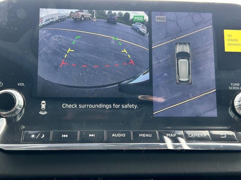 2025 Mitsubishi Outlander PHEV SE