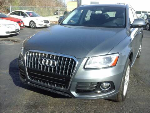 2016 Audi Q5 for sale at Auto Outpost-North, Inc. in McHenry IL