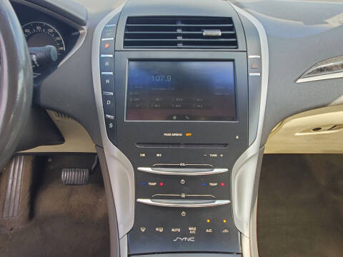 2013 Lincoln MKZ