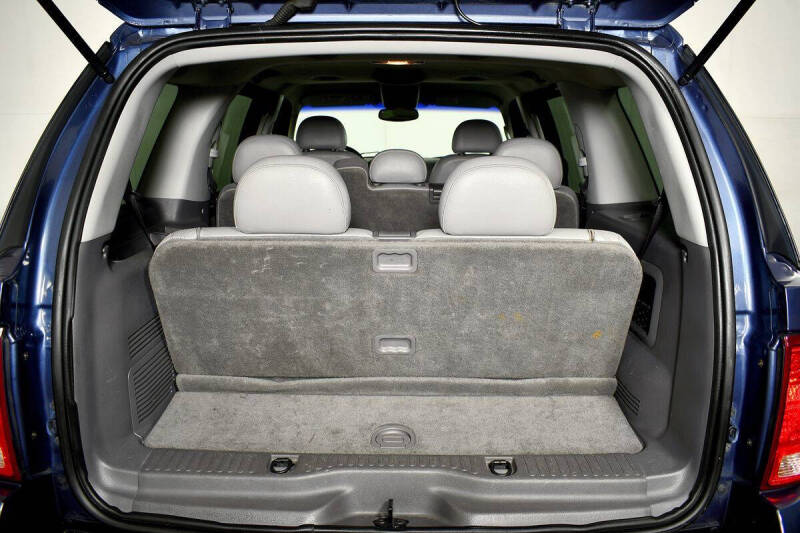 2004 Ford Explorer XLT