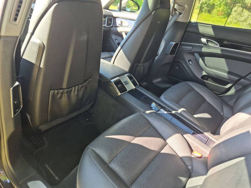 2011 Porsche Panamera 4S