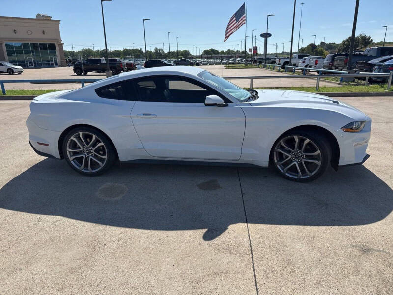 2022 Ford Mustang EcoBoost Premium