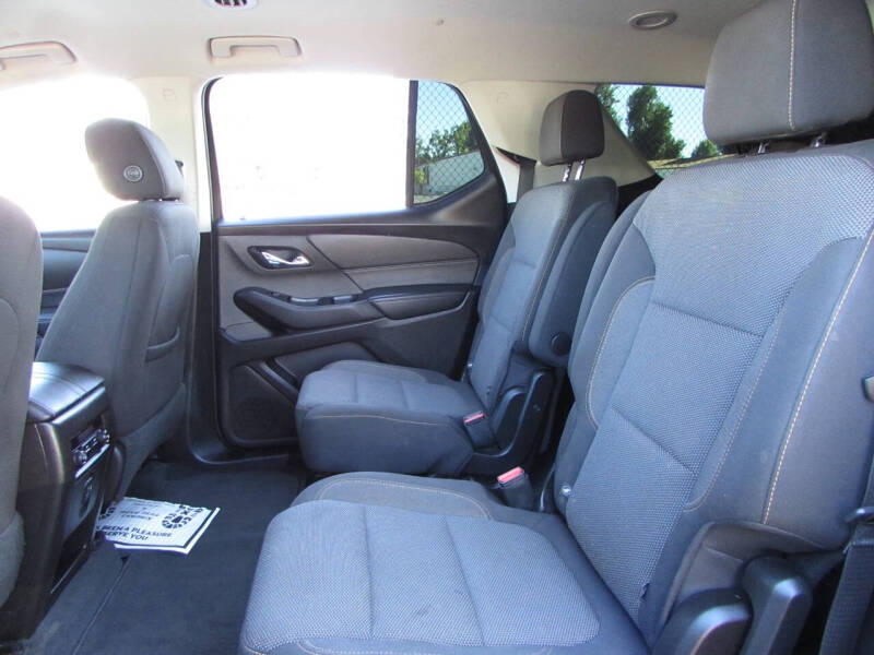 2020 Chevrolet Traverse LT Cloth