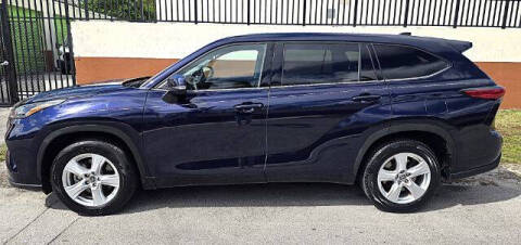 2022 Toyota Highlander L