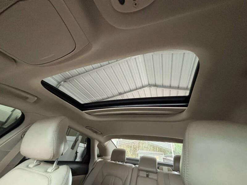 2018 Lincoln MKZ Select