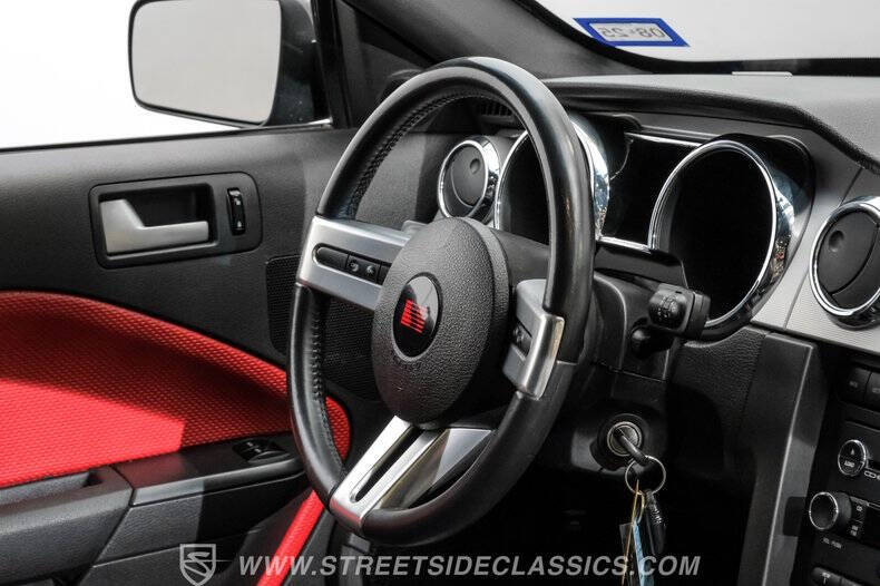 2008 Ford Mustang