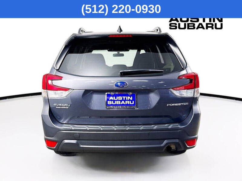 2024 Subaru Forester Premium