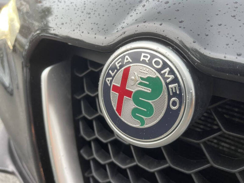 2018 Alfa Romeo Stelvio Ti Sport