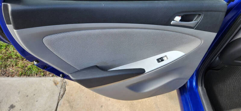 2014 Hyundai Accent GLS