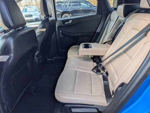 2021 Ford Escape SEL