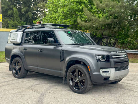 2023 Land Rover Defender 130 SE