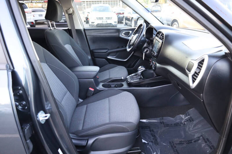 2020 Kia Soul GT-Line