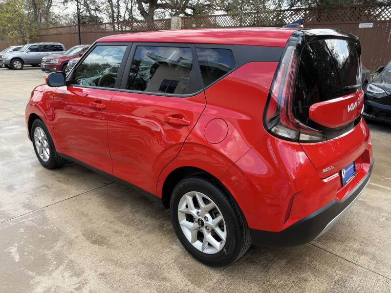 2024 Kia Soul LX