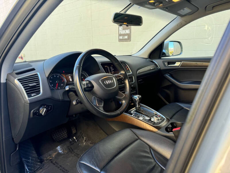 2017 Audi Q5 2.0T quattro Premium