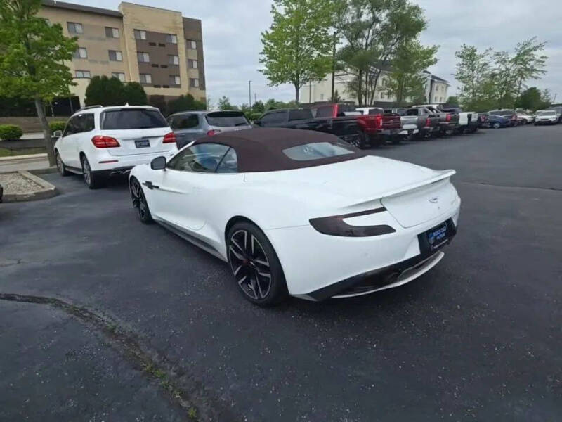 2015 Aston Martin Vanquish Volante