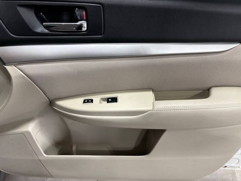 2014 Subaru Outback 2.5i Premium