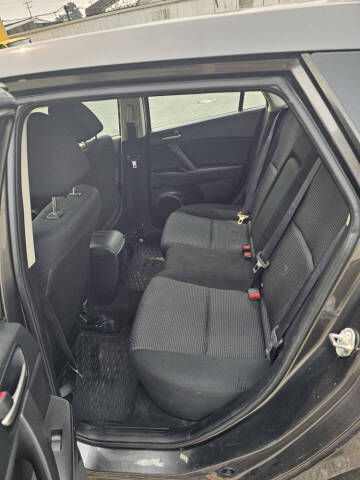 2013 Mazda MAZDA3 i Touring