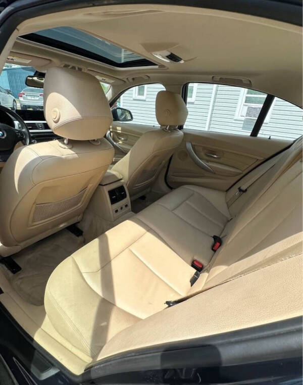 2013 BMW 3 Series 328i