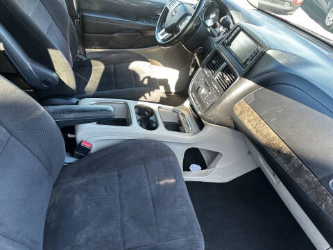 2011 Dodge Grand Caravan Crew