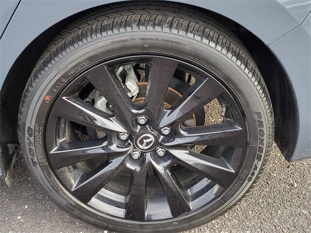 2024 Mazda Mazda3 Sedan 2.5 S Carbon Edition