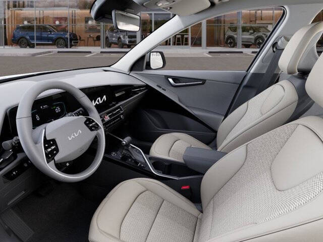2025 Kia Niro EX