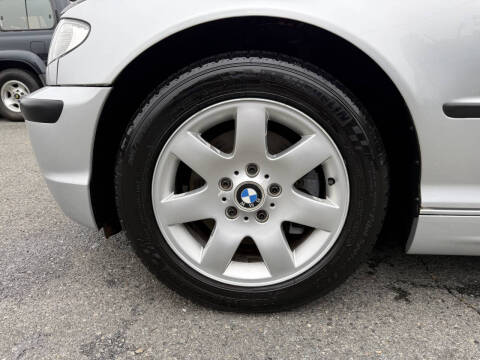 2004 BMW 3 Series 325i