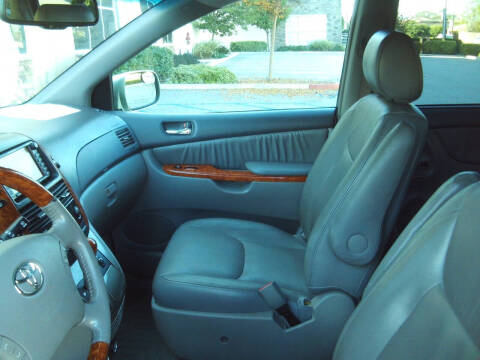 2008 Toyota Sienna XLE Limited