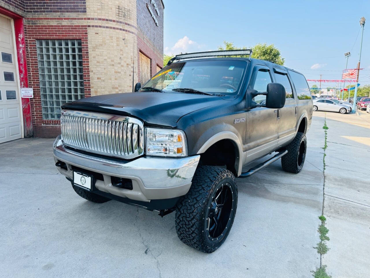 2000 Ford Excursion for sale at American Dream Motors in Winchester, VA