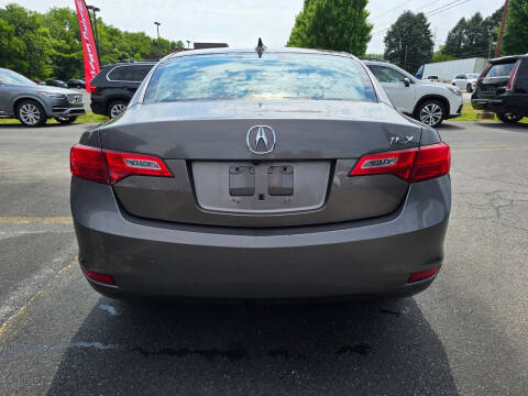 2013 Acura ILX 2.0L w/Tech