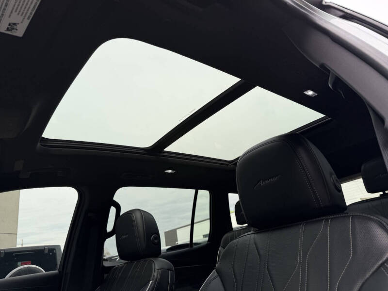 2025 Buick Enclave Avenir