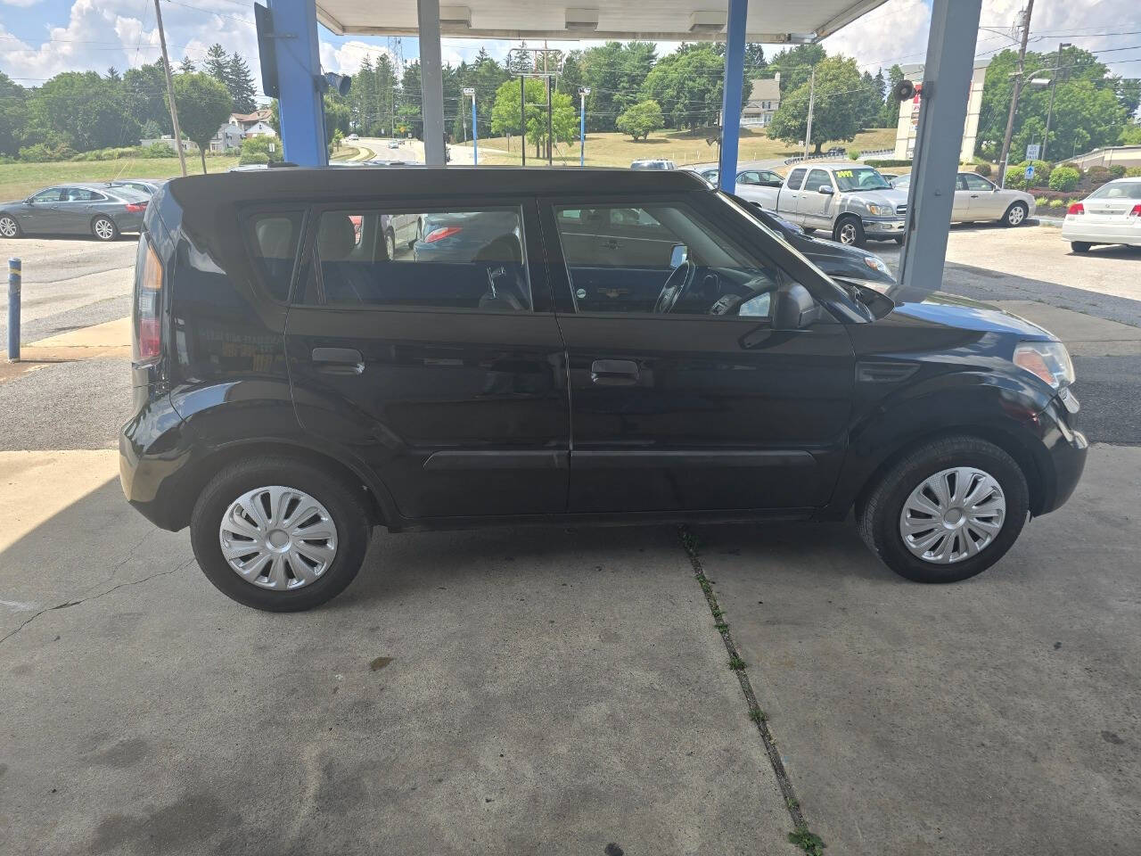 2010 Kia Soul for sale at QUEENSGATE AUTO SALES in York, PA