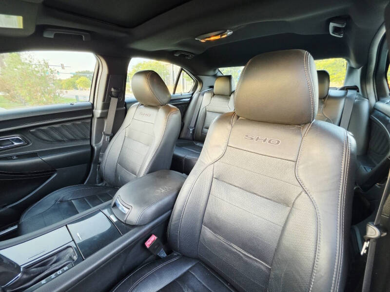 2015 Ford Taurus SHO