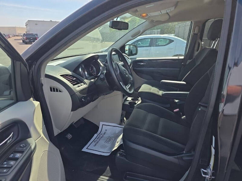 2017 Dodge Grand Caravan SE
