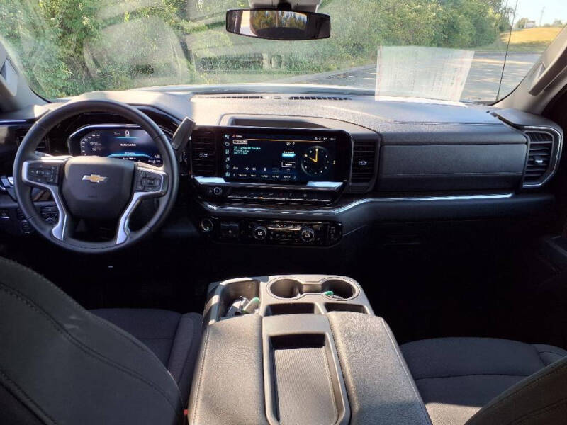 2025 Chevrolet Silverado 1500