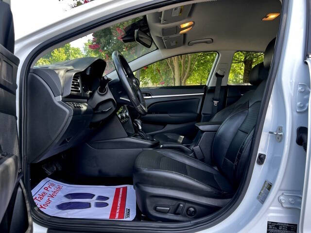 2020 Hyundai Elantra