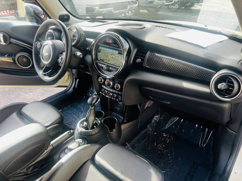 2015 MINI Hardtop 2 Door Cooper S