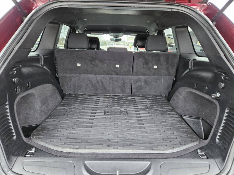 2017 Jeep Grand Cherokee Laredo