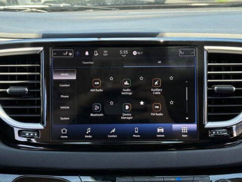 2023 Chrysler Pacifica Touring L