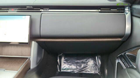 2025 Land Rover Range Rover P400 SE
