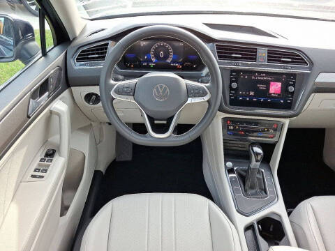 2023 Volkswagen Tiguan SE