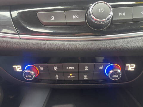 2018 Buick Enclave Essence