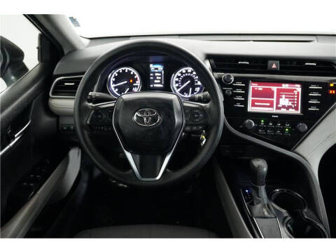 2020 Toyota Camry LE