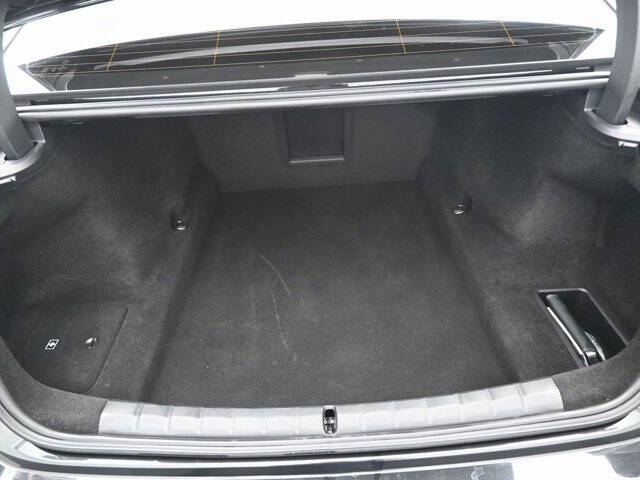 2023 BMW 7 Series 740i