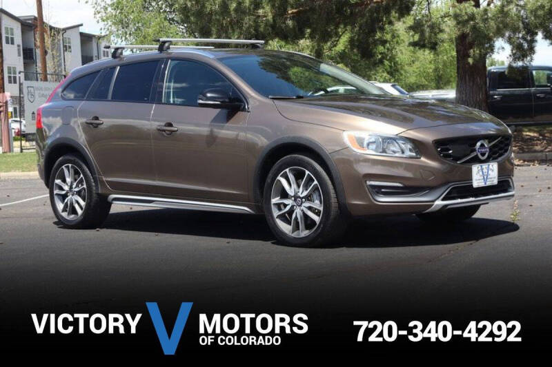 2015 Volvo V60 Cross Country T5