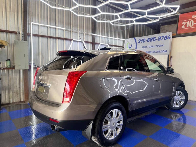 2011 Cadillac SRX Luxury Collection