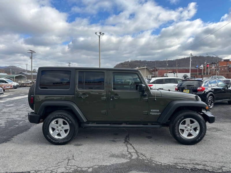 2016 Jeep Wrangler Unlimited Sport