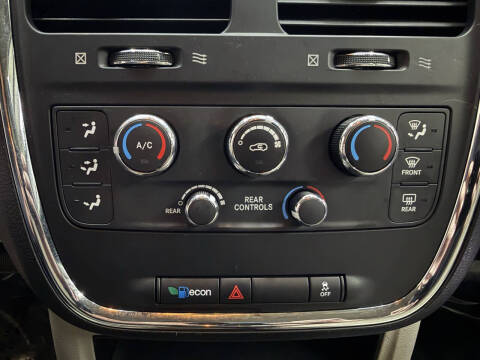 2015 Dodge Grand Caravan SE